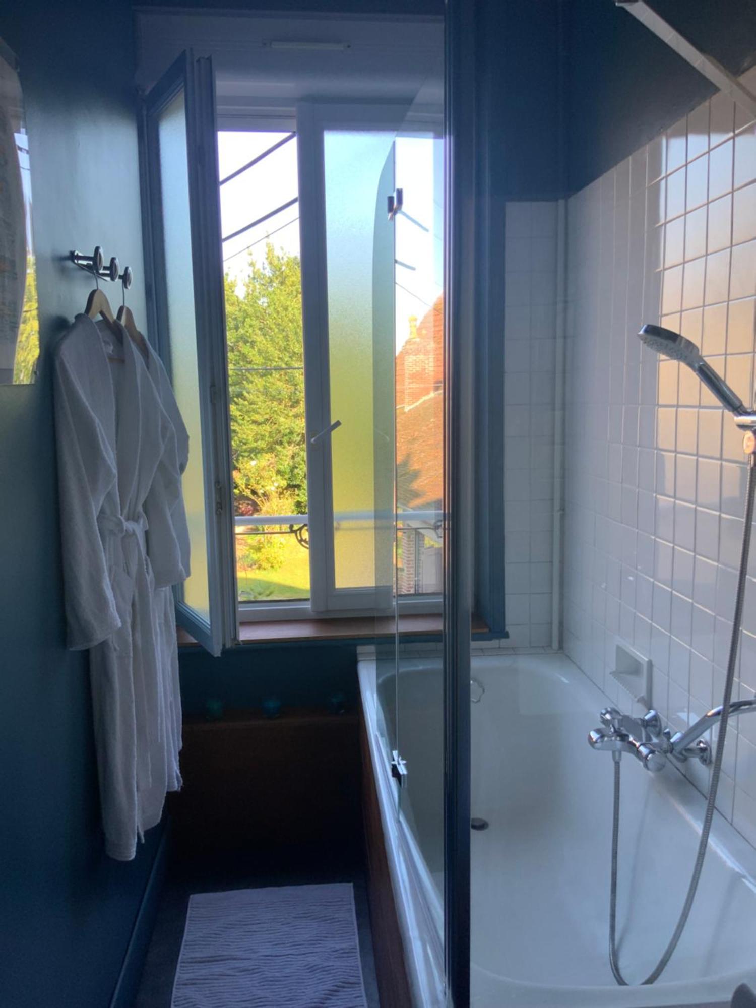 Par La Dives Bed & Breakfast Saint-Pierre-en-Auge Bagian luar foto